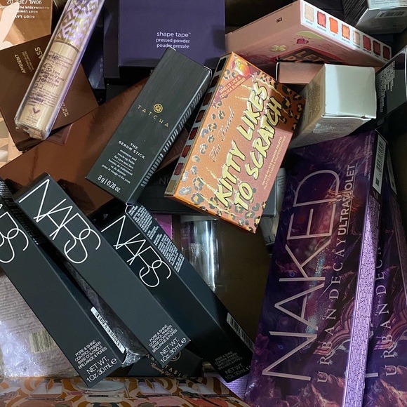 Mystery bag 🌸 - Picture 7 of 9